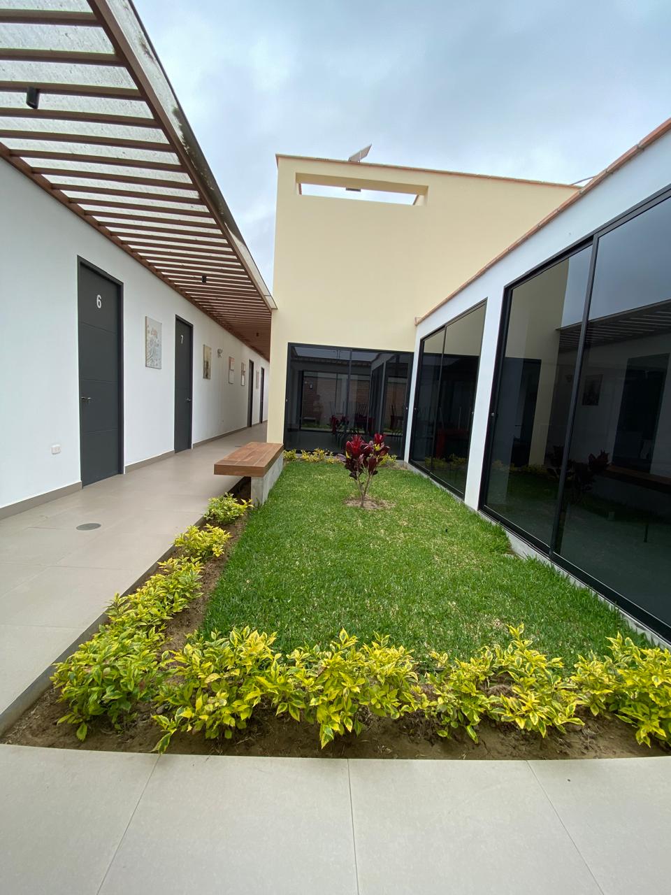 Casa Alquiler Campiña de Moche 2 pisos