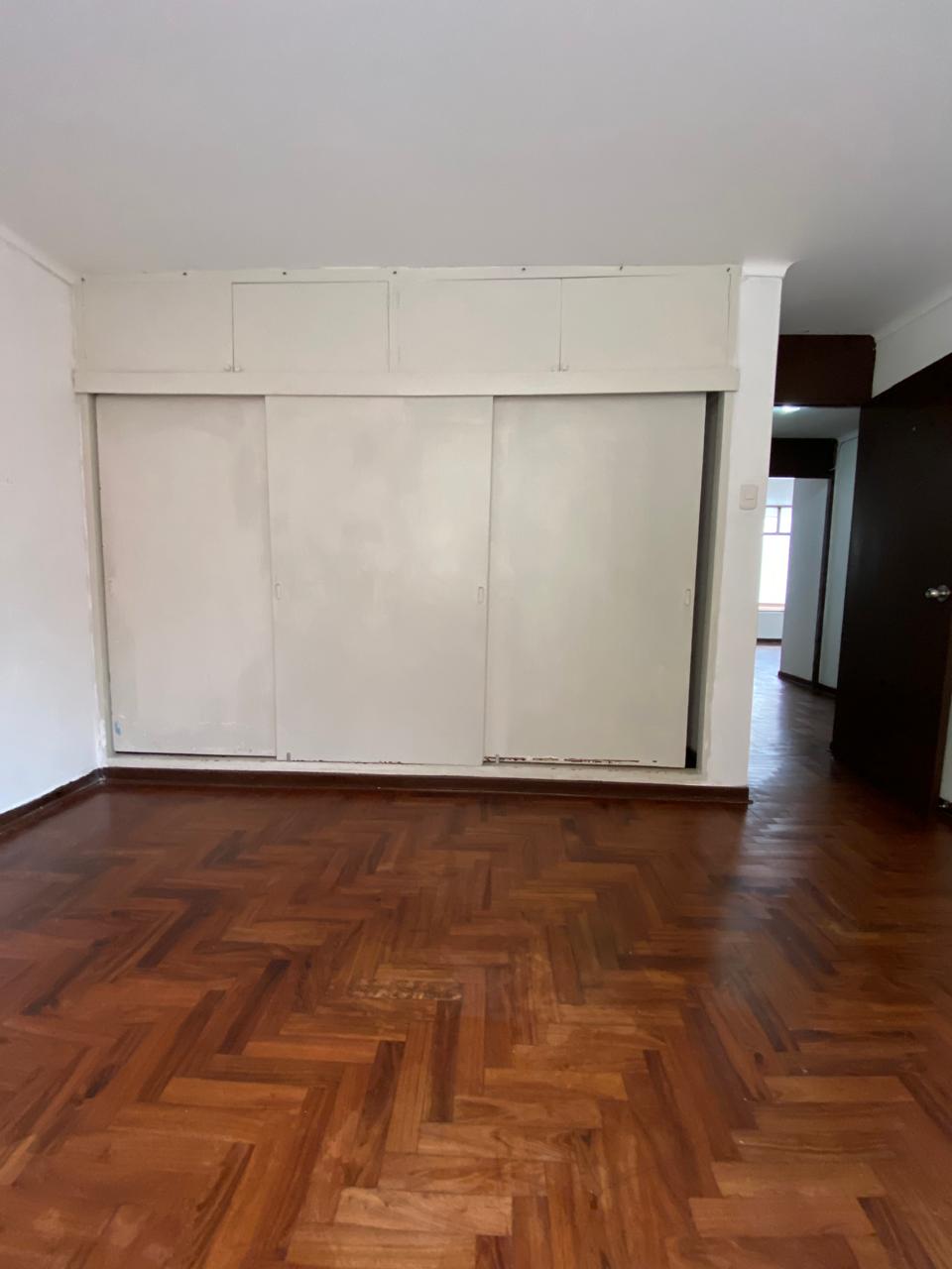 Casa Alquiler Urb. Primavera 2 pisos