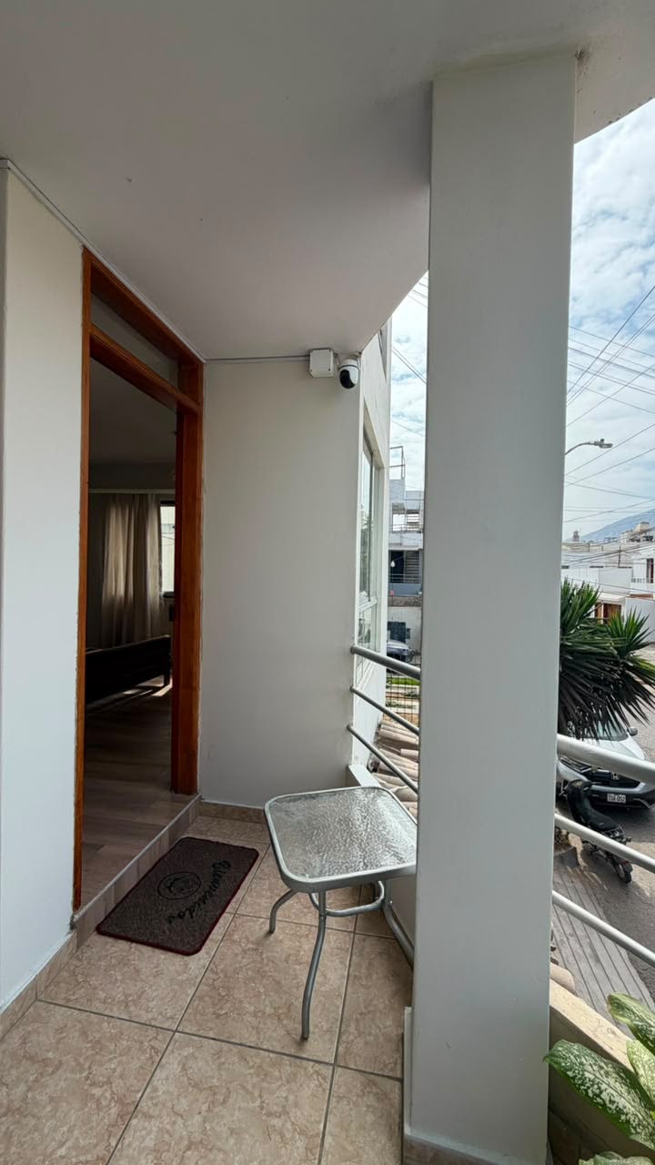 Departamento Alquiler Urb. Primavera 2 piso