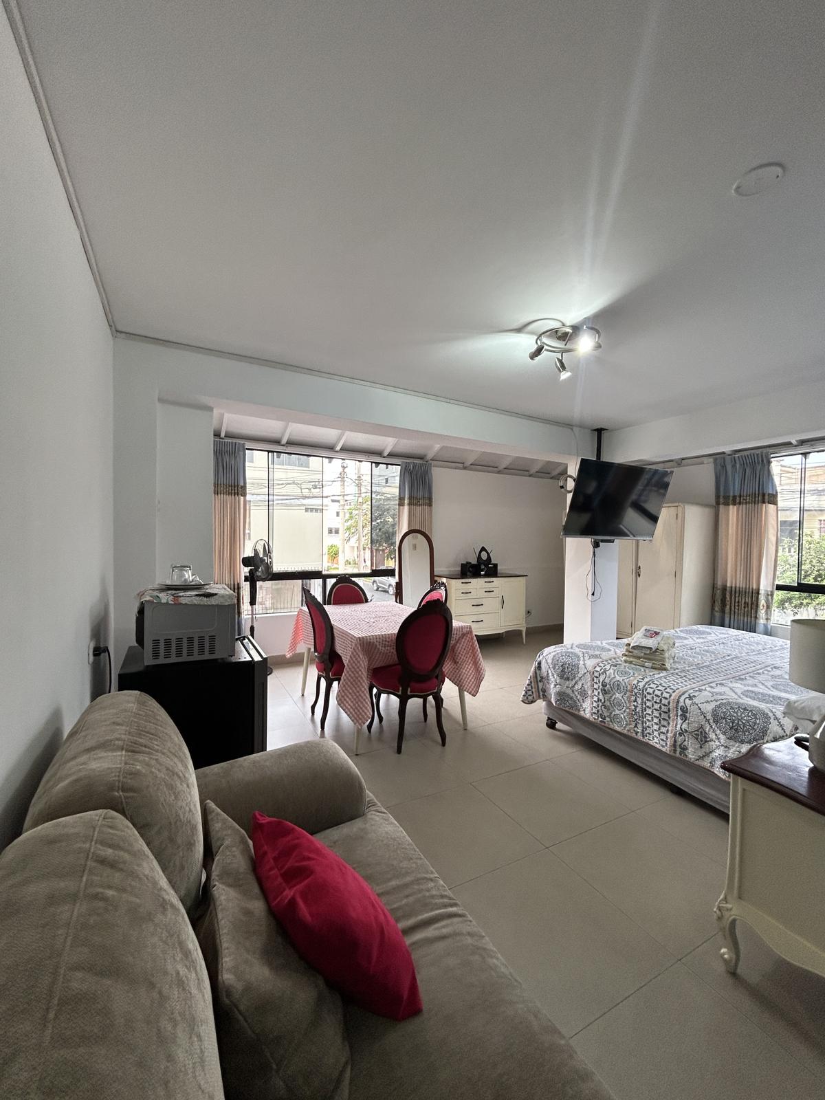Habitacion Alquiler Quintanas, Avenida América Norte, Trujillo, 2 Piso