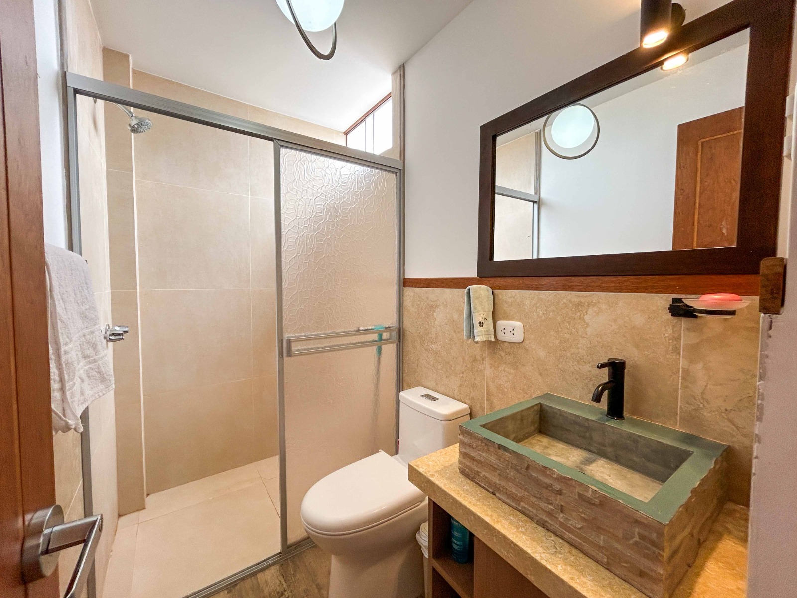 Departamento 3er piso Alquiler Amoblado Huanchaquito
