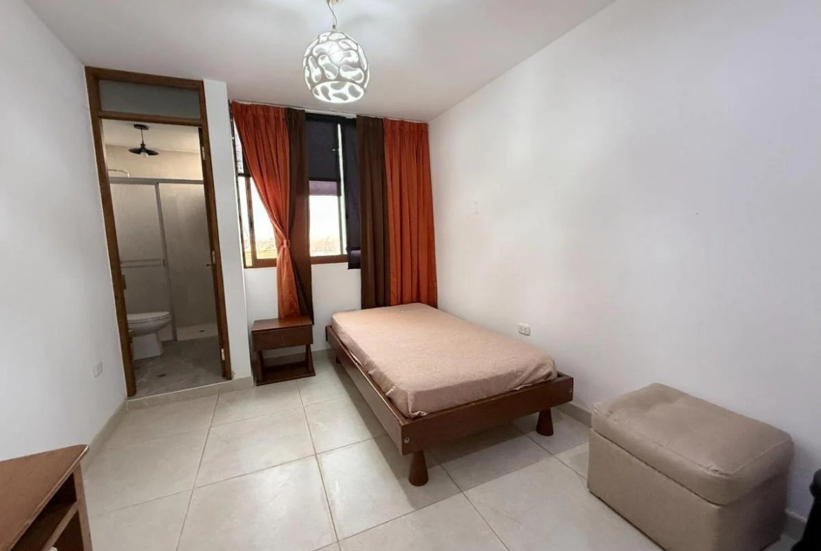 Departamento 3er piso Alquiler Amoblado Huanchaquito
