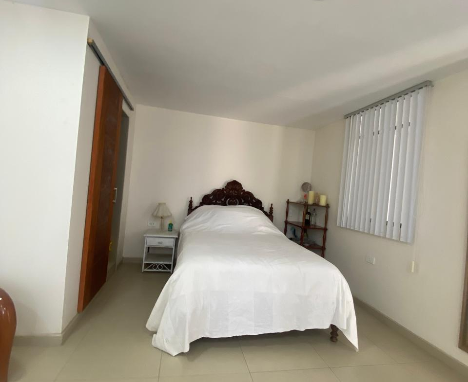 Habitación amoblada alquiler Centro de Trujillo