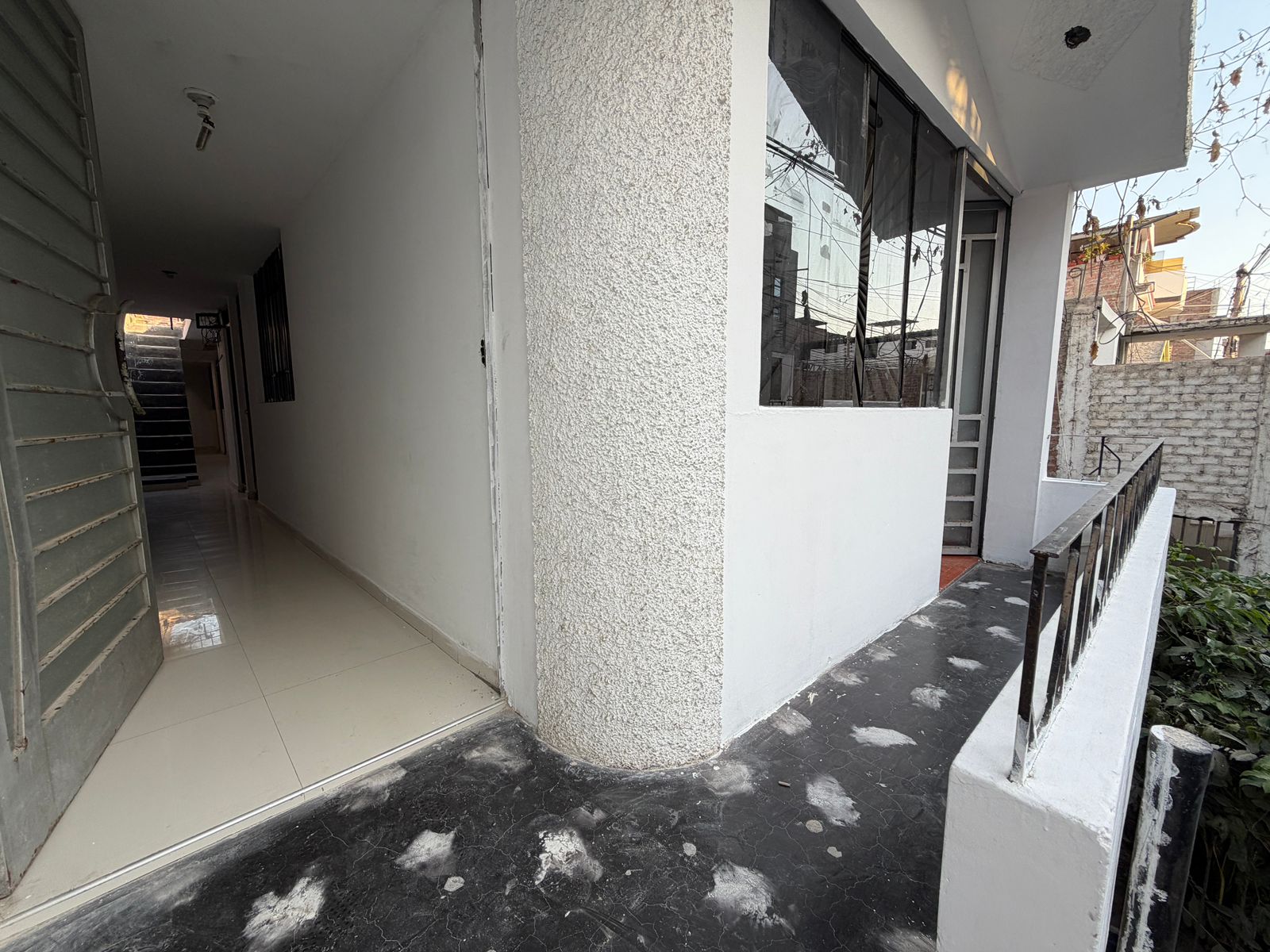 WhatsApp Image 2026-09-04 at 8.36.16 PM (2) CASA VENTA MONSERRATE 2 PISOS