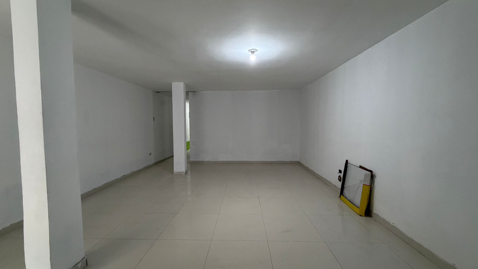 WhatsApp Image 2026-09-04 at 8.36.17 PM (7) CASA VENTA MONSERRATE 2 PISOS
