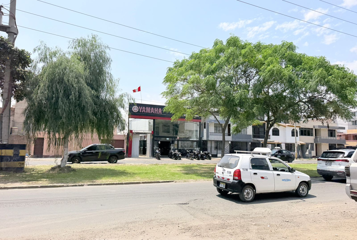 Local Comercial Alquiler Av. América