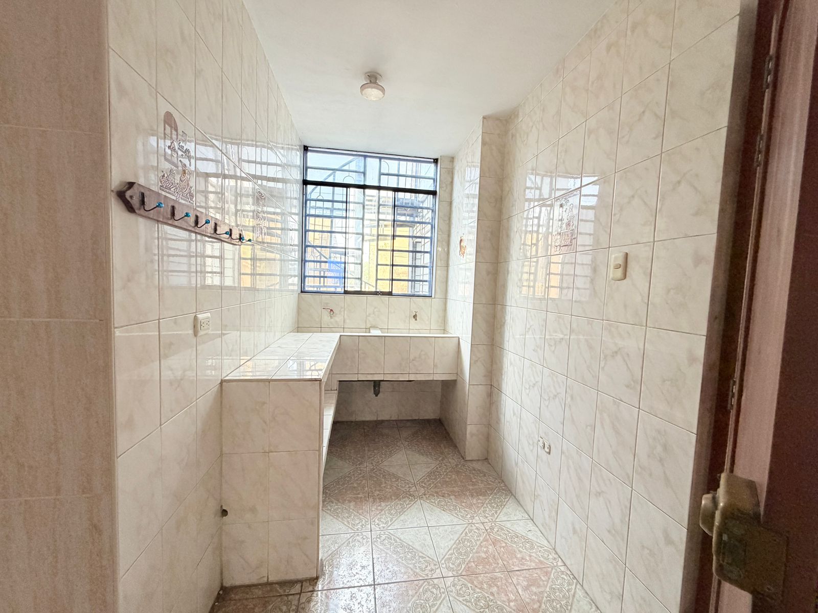 Habitación Mono Ambiente en Alquiler Av. America Norte