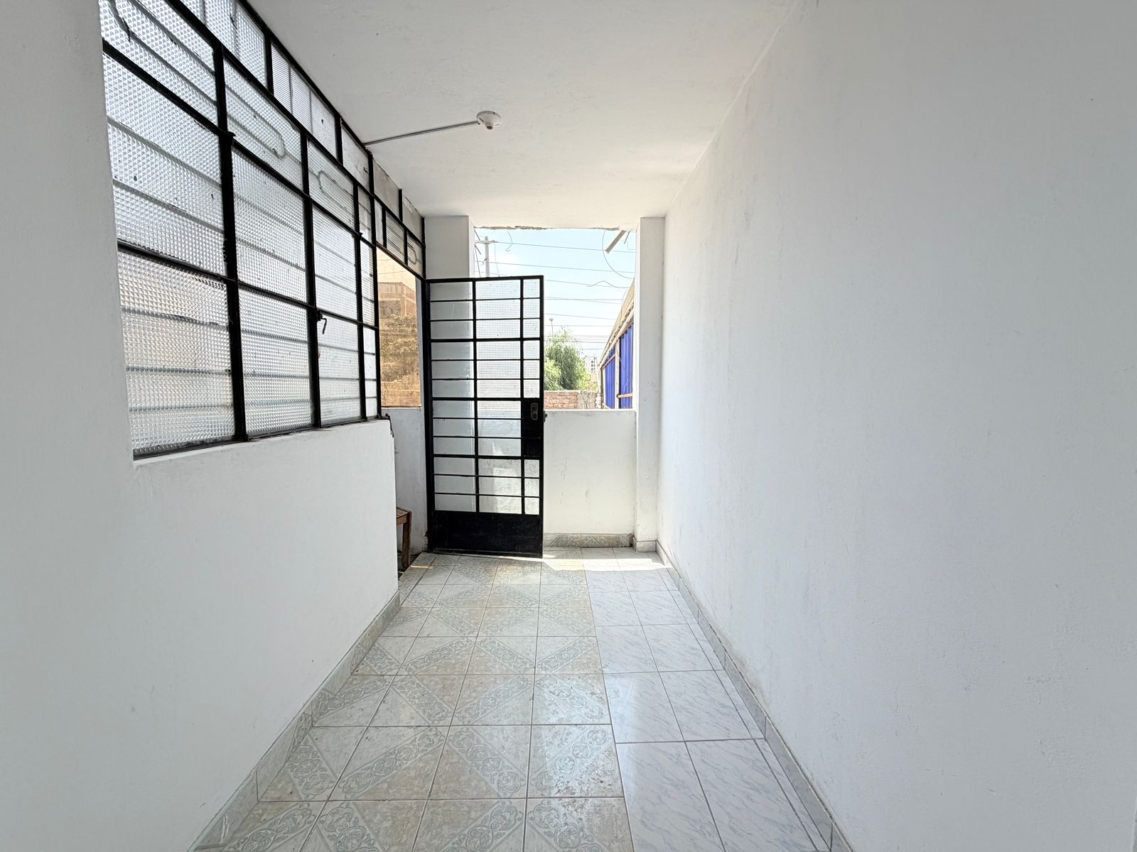 Habitación Mono Ambiente en Alquiler Av. America Norte