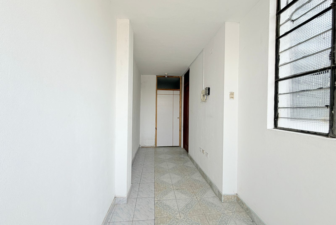 Habitación Mono Ambiente en Alquiler Av. America Norte