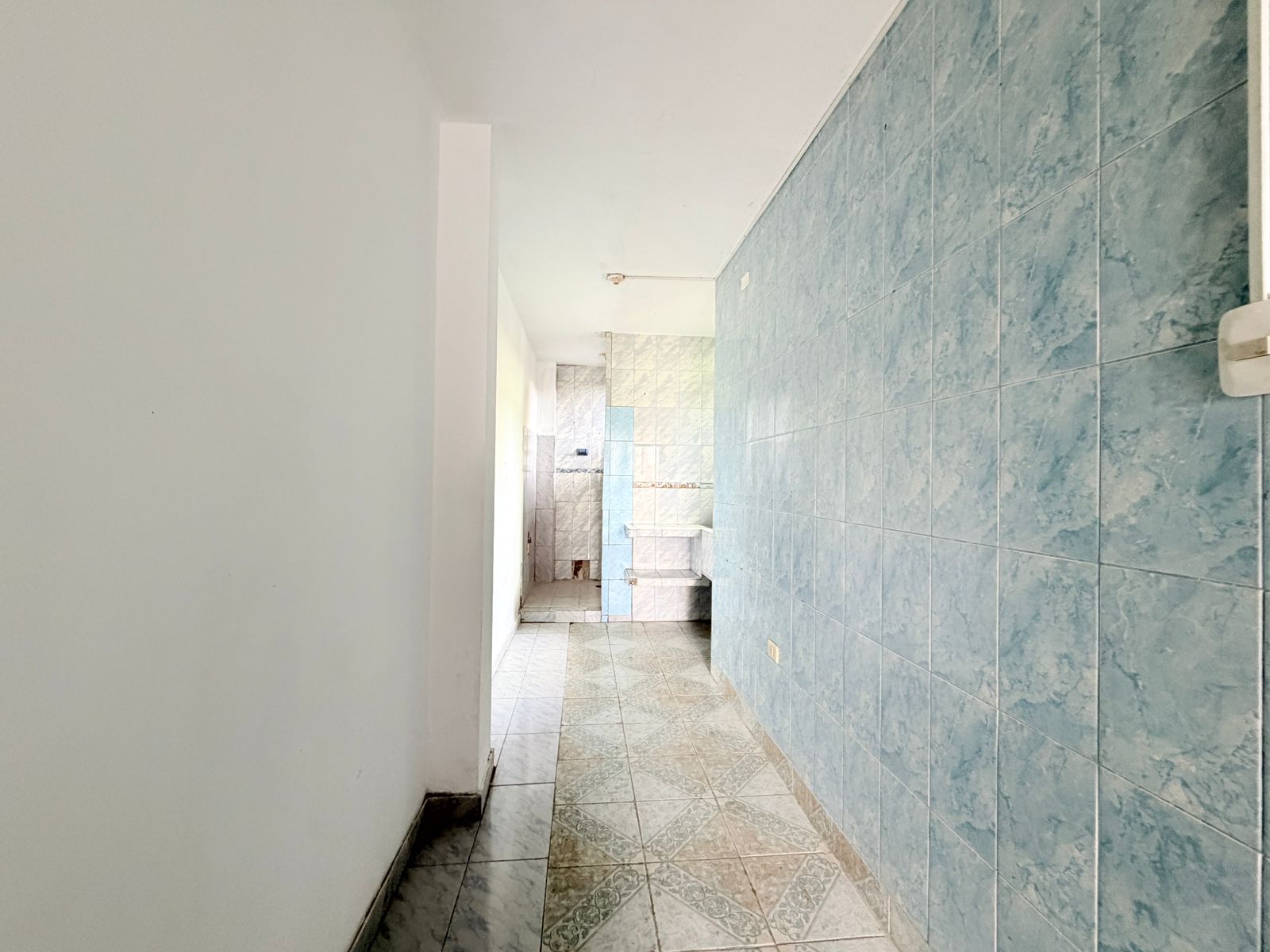 Habitación Mono Ambiente en Alquiler Av. America Norte