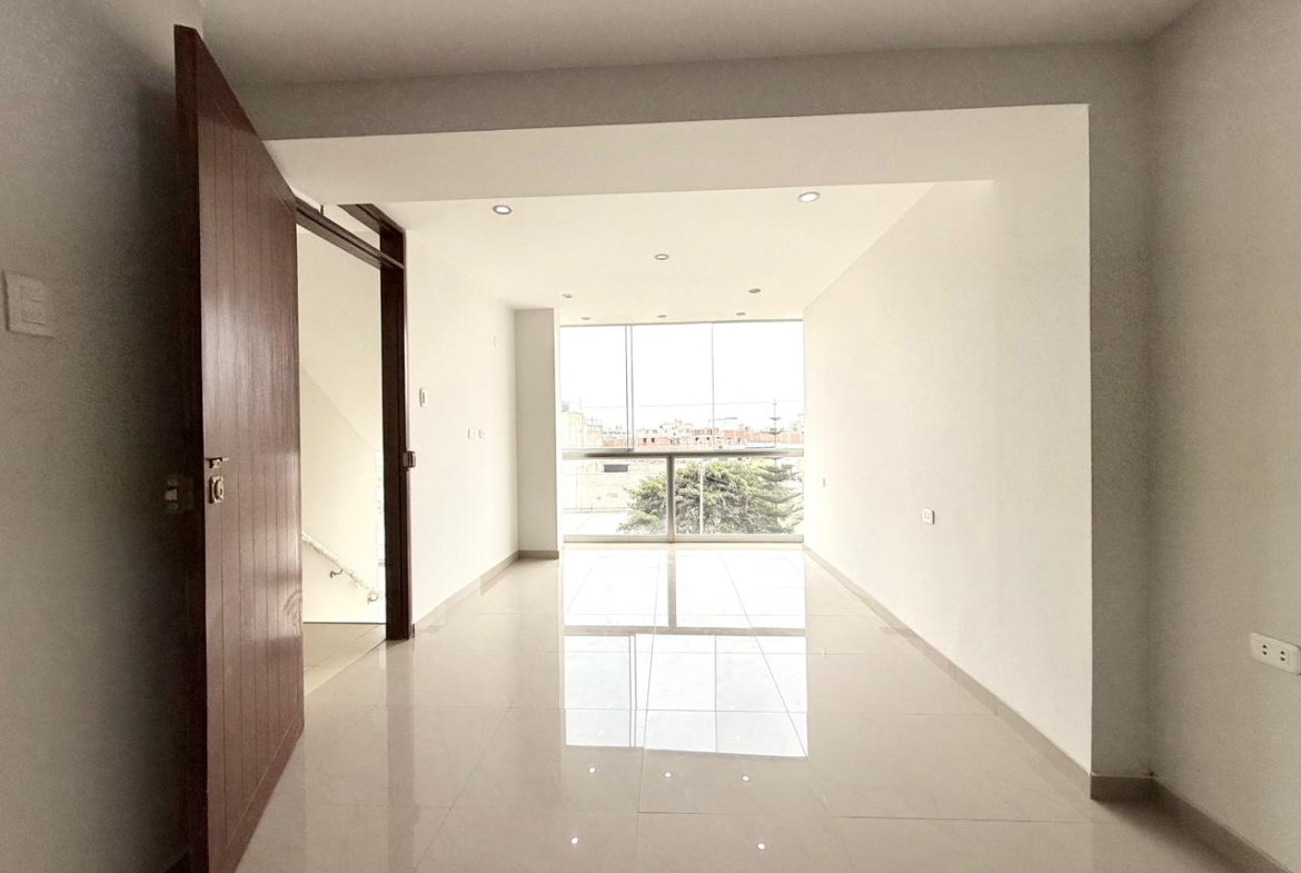 Departamento Alquiler Las Orquídeas, Víctor Larco Herrera, Trujillo, La Libertad, 13009, Perú