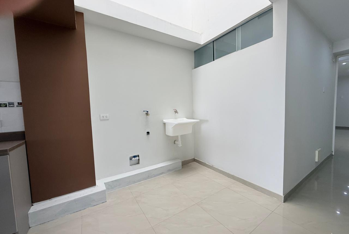 Departamento Alquiler Las Orquídeas, Víctor Larco Herrera, Trujillo, La Libertad, 13009, Perú