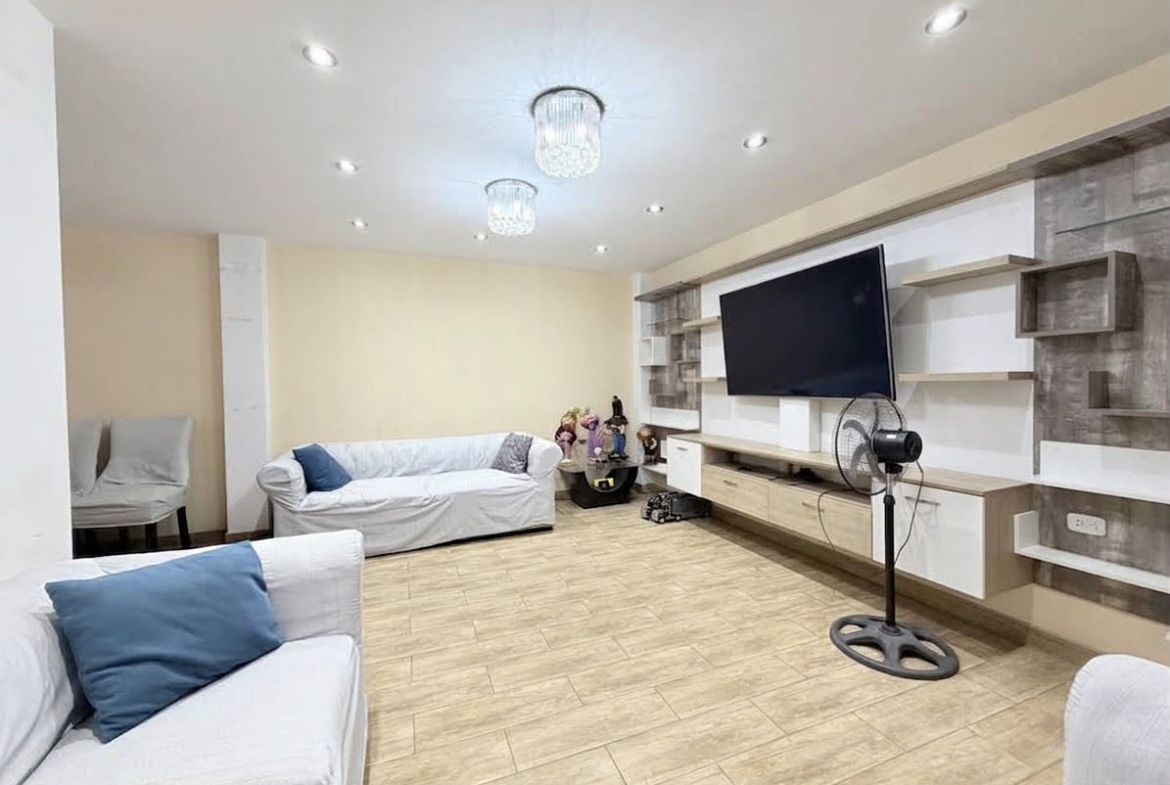 Departamento en Venta 2do Piso Av. Tahuantinsuyo