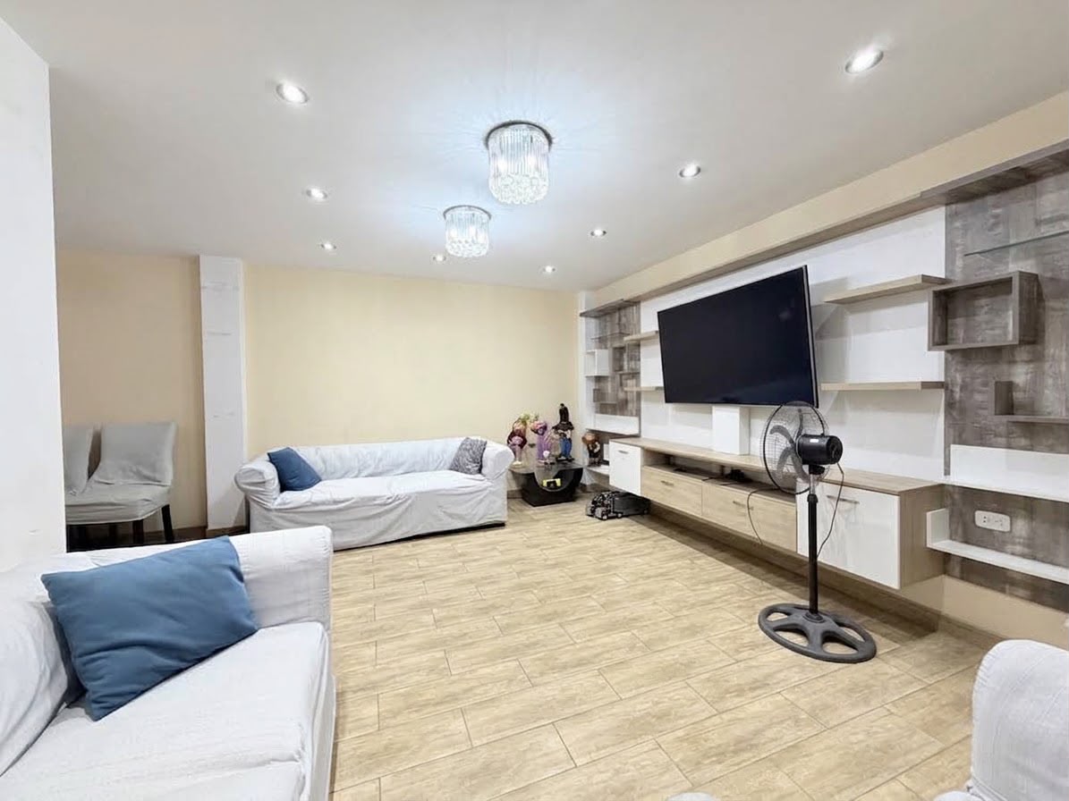 IMG_7505 Departamento en Venta 2do Piso Av. Tahuantinsuyo
