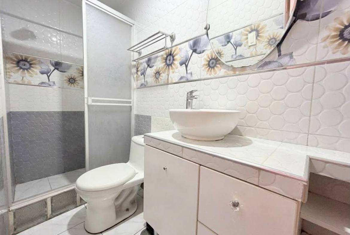 Departamento en Venta 2do Piso Av. Tahuantinsuyo
