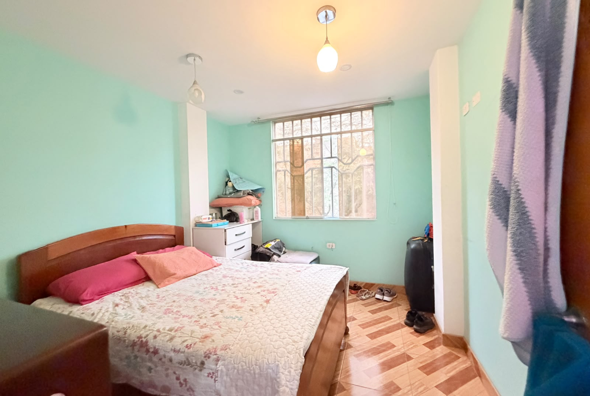 Departamento en Venta 2do Piso Av. Tahuantinsuyo