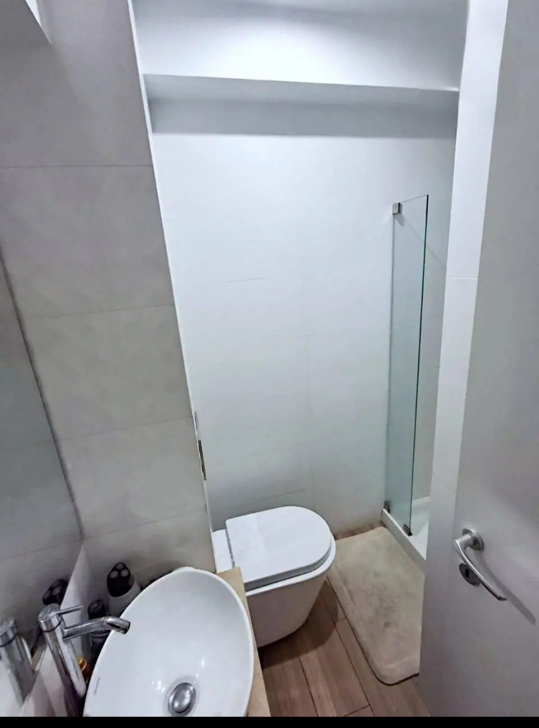 f5 Departamento amoblado alquiler La Merced 12 piso.