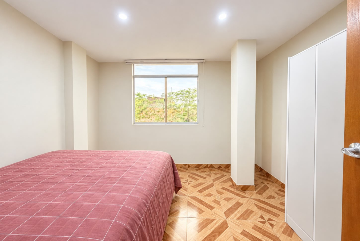 Departamento en venta 3er piso Av Tahuantinsuyo La Esperanza
