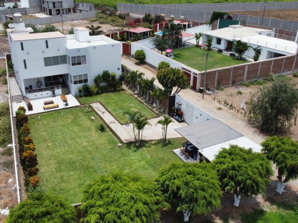 Casa de Campo en Venta Santo Domingo Laredo